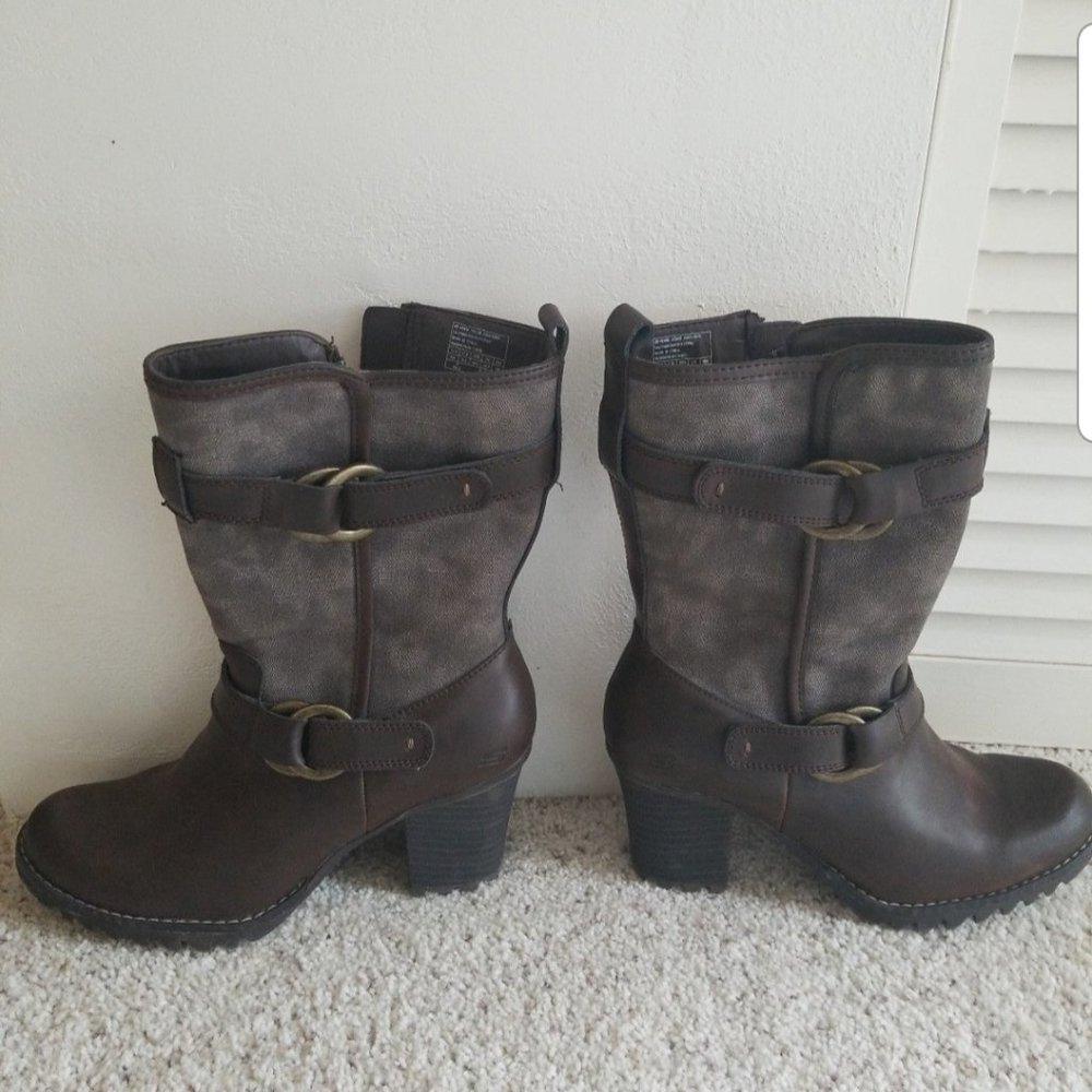 Skechers Boots
